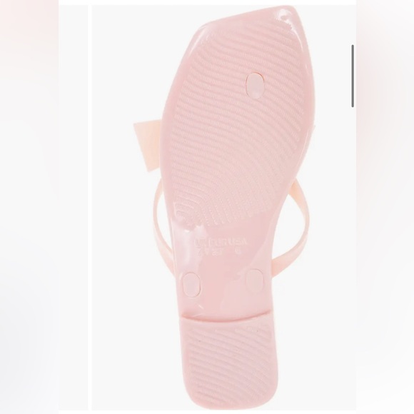 NWT BCBGeneration Lima Jelly Bow Sandals | Baby Pink Slip-On Flip Flops | Size 7 - Picture 7 of 7
